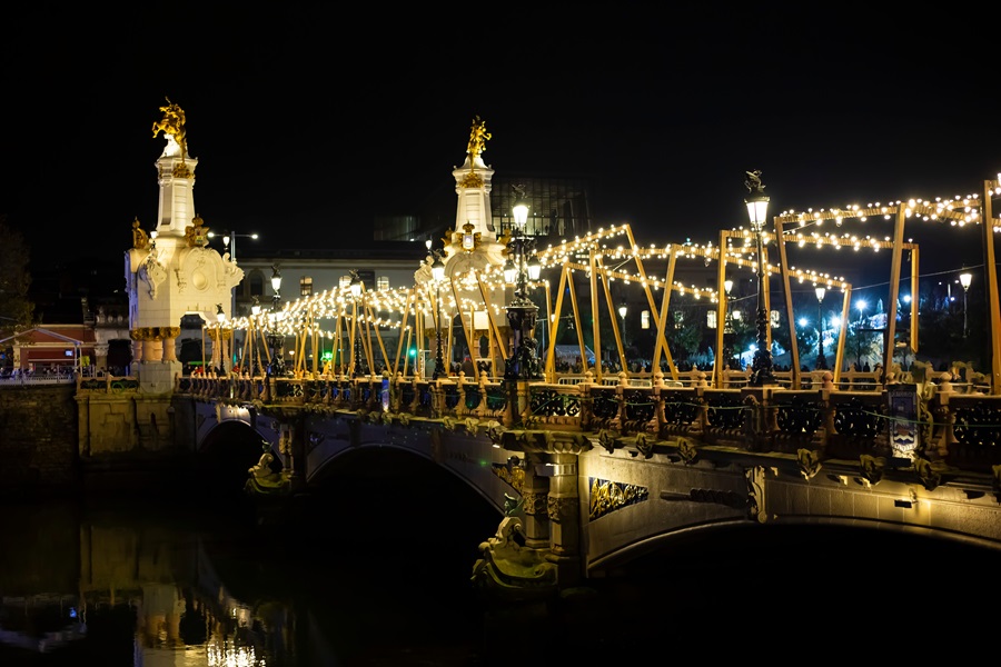 Puente de María Cristina en San Sebastián 